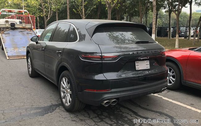2019款保時(shí)捷卡宴2.9T加規(guī)版 19S輪/大豪華包現(xiàn)車103萬(wàn)