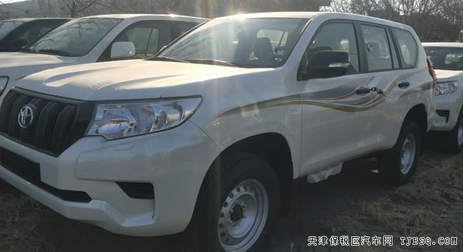 19款豐田霸道2700中東版 17輪/天窗/外掛備胎現(xiàn)車42.8萬(wàn)