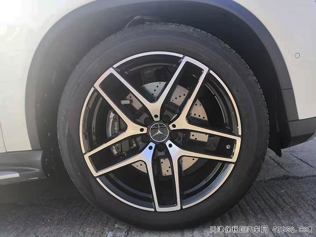 2019款奔馳GLE43墨西哥版 21輪/全景天窗/環(huán)影現(xiàn)車64萬