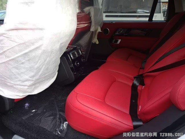 20款路虎攬勝3.0T柴油創(chuàng)世加長版 300PB/21輪現(xiàn)車143萬