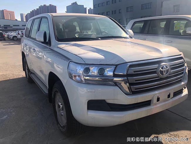 2019款豐田酷路澤4000中東版 外掛備胎/17輪現(xiàn)車62.3萬(wàn)