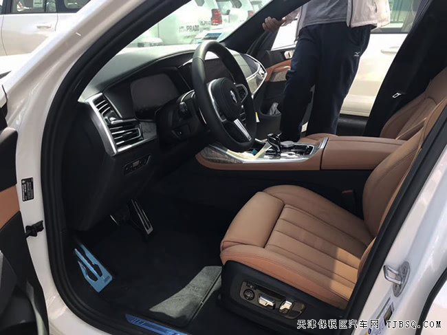 19款寶馬X7美規(guī)版 21輪/全景天窗/環(huán)影/寒冷包現(xiàn)車(chē)84萬(wàn)
