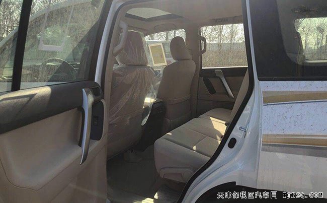 2019款豐田霸道2700中東版 七座SUV現(xiàn)車優(yōu)惠促銷