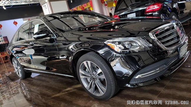 2019款奔馳S560加規(guī)版 4座/小桌板/行政座椅包現(xiàn)車158萬