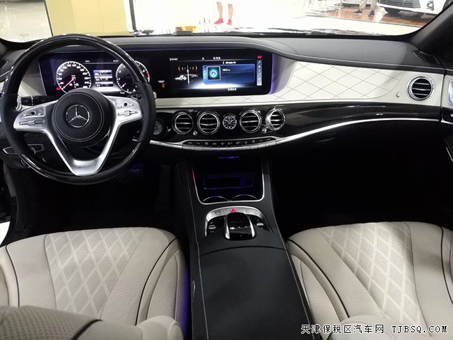 2019款奔馳邁巴赫S560美規(guī)版 保稅區(qū)現(xiàn)車樂享折扣