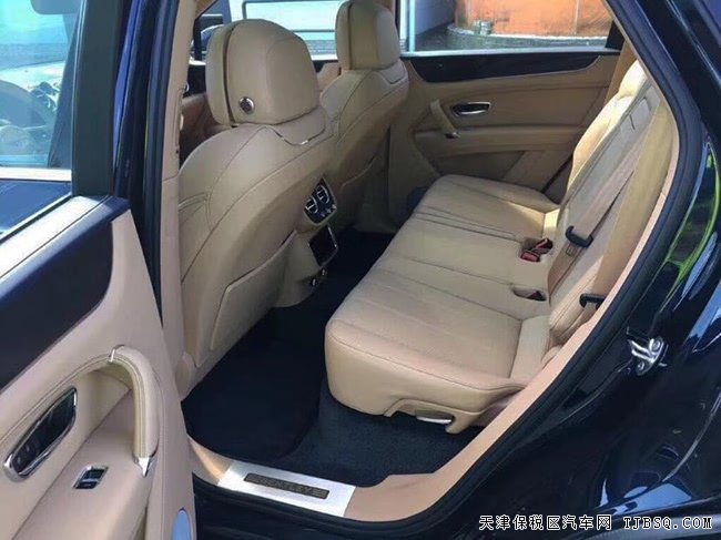 平行進口車19款賓利添越汽油版 4.0T現(xiàn)車優(yōu)惠促