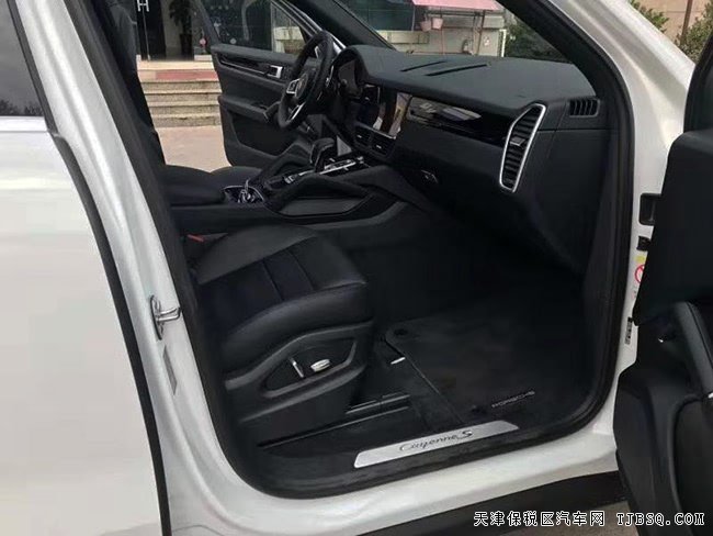2019款保時(shí)捷卡宴2.9T墨西哥版 矩陣大燈/全景現(xiàn)車94萬(wàn)