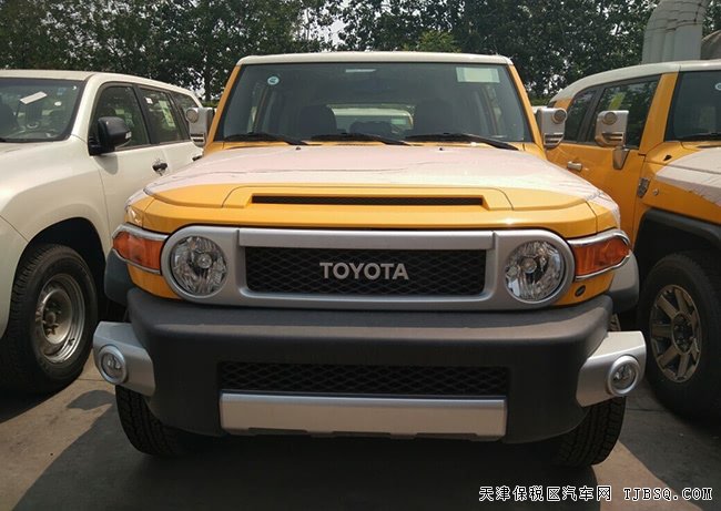19款豐田FJ酷路澤4.0L中東版 8氣囊/雙差速鎖現(xiàn)車45.5萬