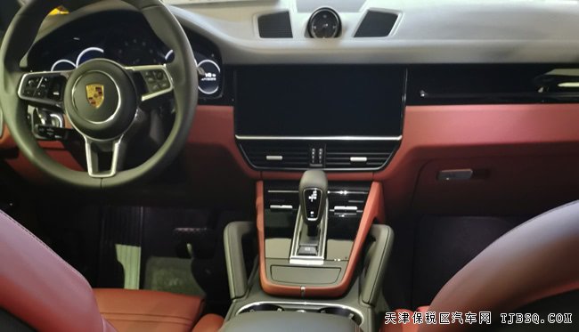 2019款保時捷卡宴加規(guī)版 大豪華包/環(huán)影/21輪現(xiàn)車96萬
