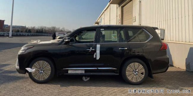 平行進口車雷克薩斯LX570中東版 19款鉑金現(xiàn)車147.5萬