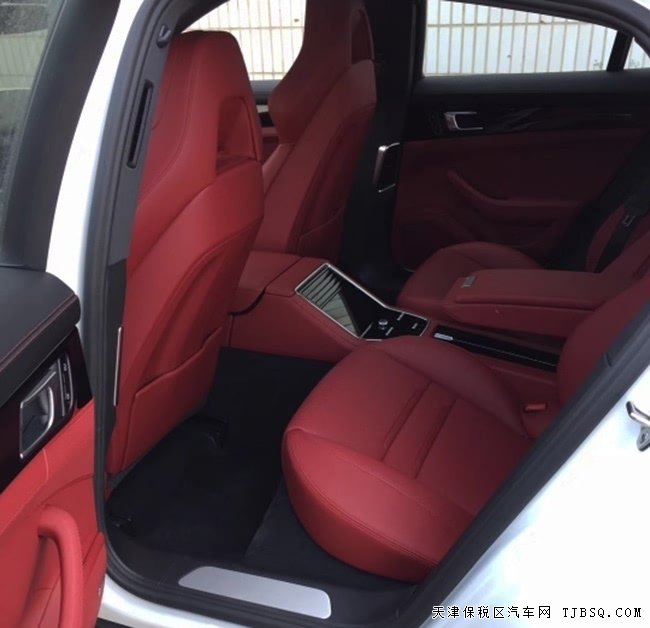 2019款保時(shí)捷Panamera加規(guī)版 BOSE/21輪/環(huán)影現(xiàn)車150萬(wàn)