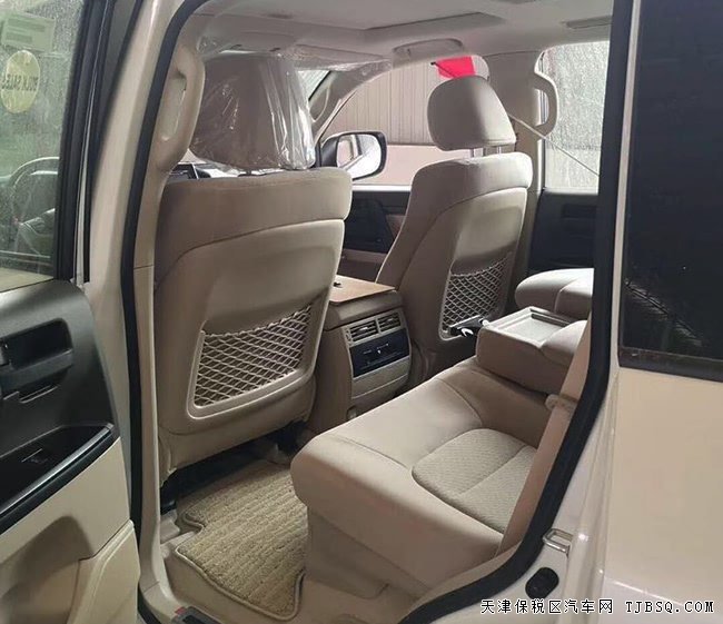 2019款豐田酷路澤4000中東版 18輪/天窗/氣泵現(xiàn)車(chē)65萬(wàn)