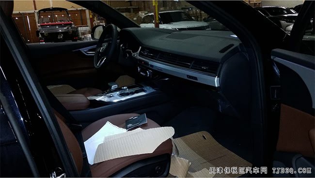 19款奧迪Q7加規(guī)版 動態(tài)包/20輪/BOSE/環(huán)影現(xiàn)車68萬優(yōu)選