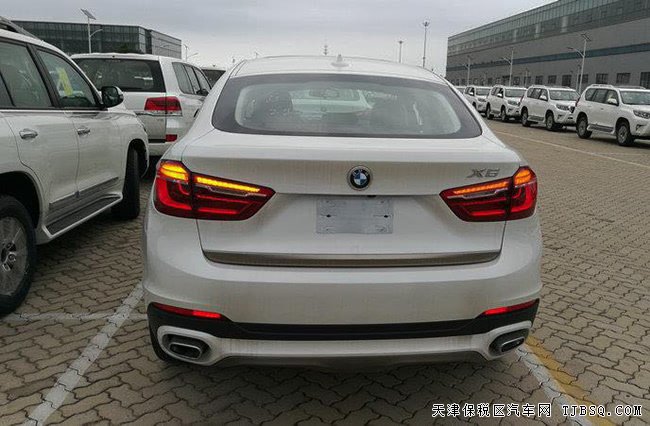 2019款寶馬X6墨西哥版 20輪/天窗/液晶儀表現(xiàn)車63.5萬