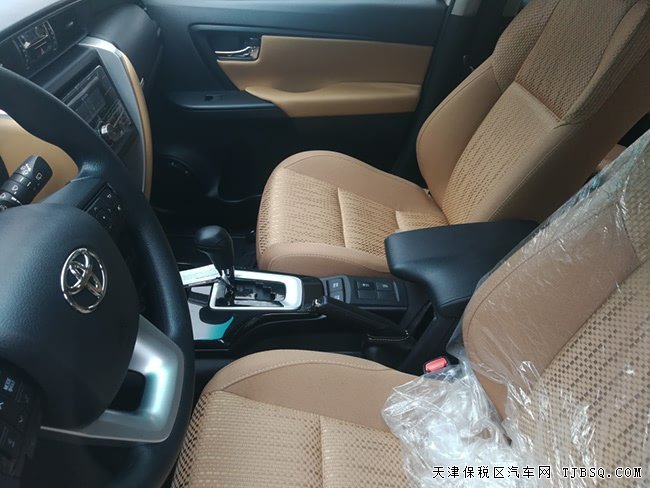 2019款豐田穿越者2700中東版 平行進口SR5版現(xiàn)車28.8萬