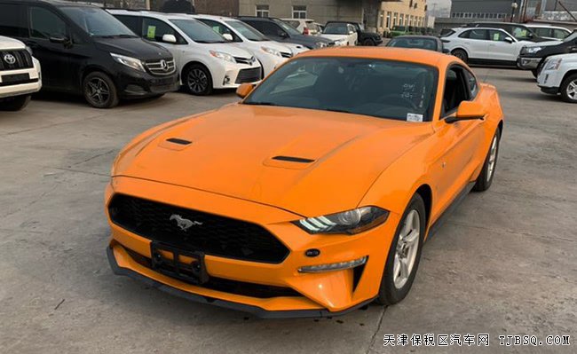 2019款福特野馬2.3T加規(guī)版 10速/17輪/氙燈現(xiàn)車28.8萬