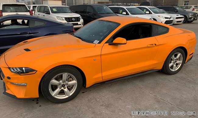 2019款福特野馬2.3T加規(guī)版 10速/17輪/氙燈現(xiàn)車28.8萬