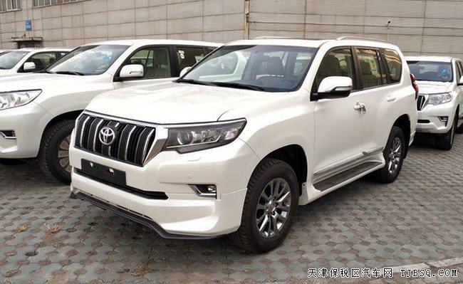 2019款豐田普拉多4000中東版 9氣囊/18輪/包圍現(xiàn)車(chē)64萬(wàn)