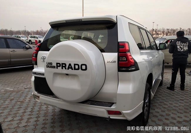 2019款豐田普拉多4000中東版 9氣囊/18輪/包圍現(xiàn)車(chē)64萬(wàn)