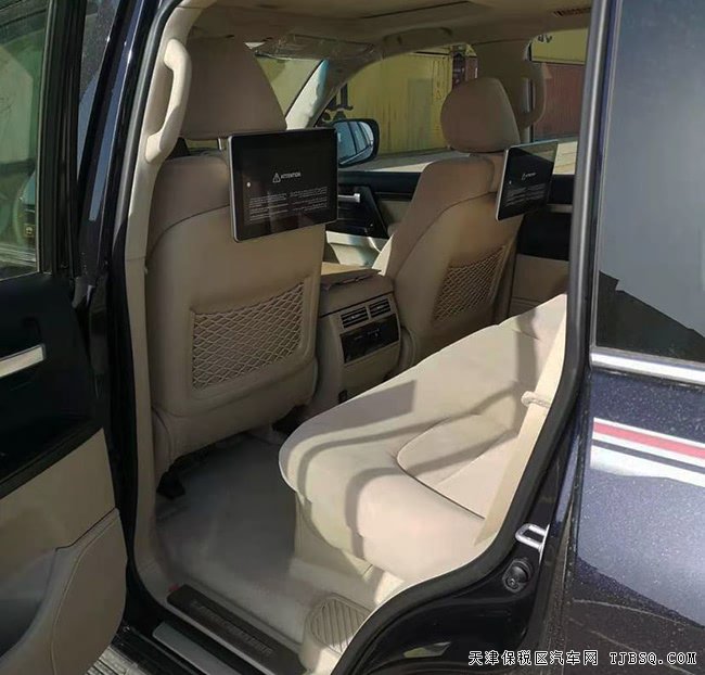2020款豐田酷路澤4000中東版 20輪/天窗/包圍現(xiàn)車(chē)70.5萬(wàn)