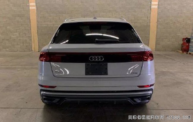 19款奧迪Q7/Q8加規(guī)版 20輪/手寫板/全景天窗現(xiàn)車62.5萬