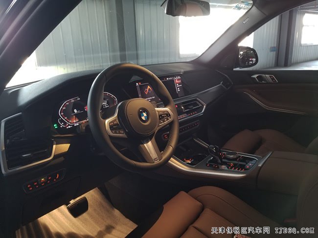 2019款寶馬X7墨西哥版 20輪/M運(yùn)動(dòng)包/全景天窗現(xiàn)車71萬