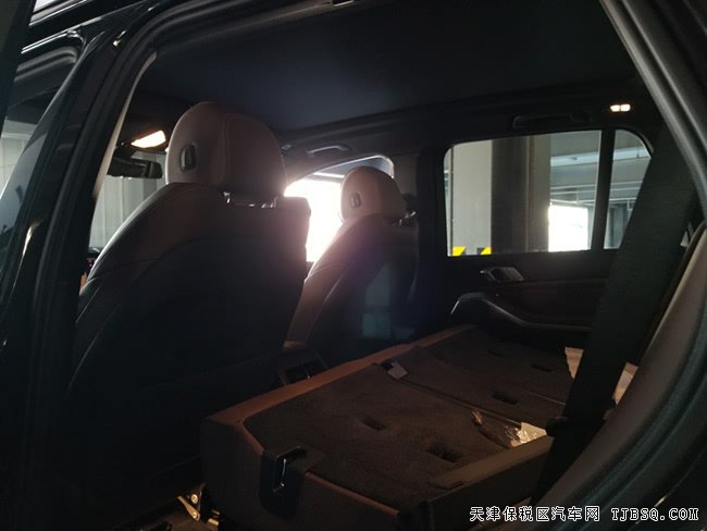 2019款寶馬X7墨西哥版 20輪/M運(yùn)動(dòng)包/全景天窗現(xiàn)車71萬