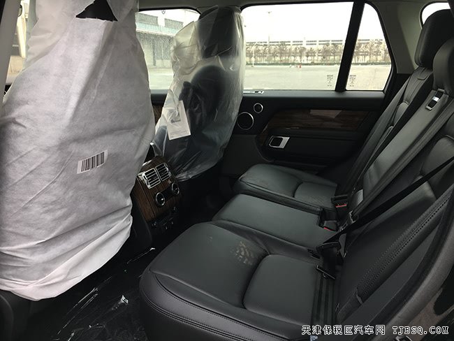 2019款路虎攬勝3.0T行政版 20輪/全景/LED大燈現(xiàn)車101萬
