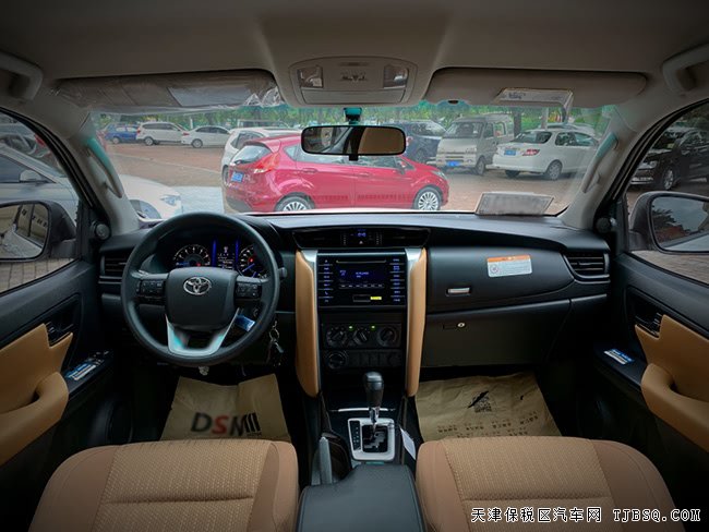 2019款豐田穿越者2700中東版 17輪/3氣囊/7座現(xiàn)車29.6萬