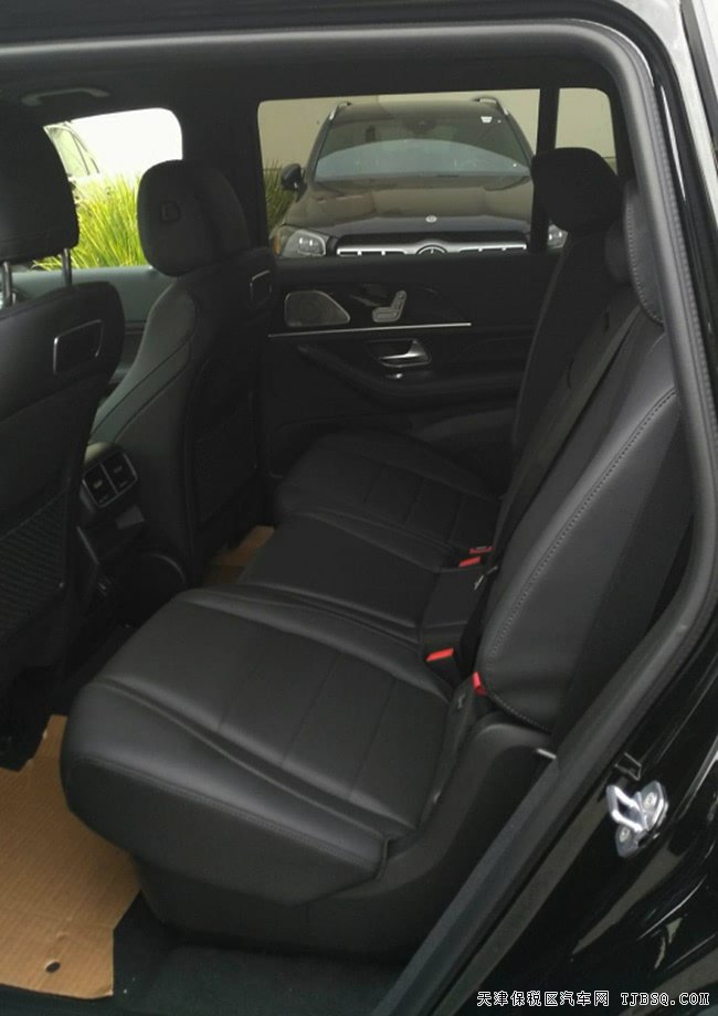 2020款奔馳GLS450美規(guī)版 7座/天窗/20輪現(xiàn)車91.5萬優(yōu)購