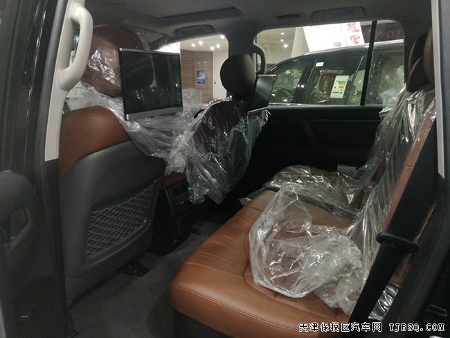 2019款豐田酷路澤4500中東版 17輪/8氣囊/真皮現(xiàn)車141萬(wàn)