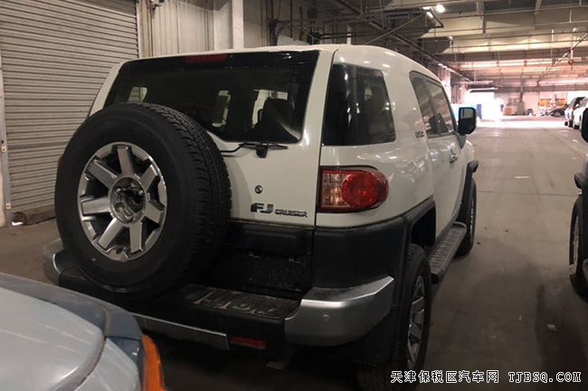 20款豐田FJ酷路澤4.0L中東版 雙油/氣泵/17輪現(xiàn)車(chē)44萬(wàn)