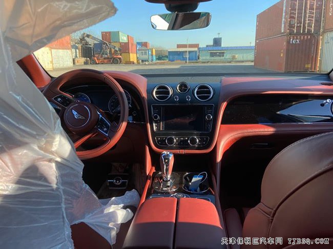 20款賓利添越3.0T混動版 旅行包/舒適包/全景現(xiàn)車245萬
