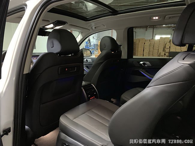 2019款寶馬X7美規(guī)版 停輔包/星空頂全景/21輪現(xiàn)車84萬(wàn)