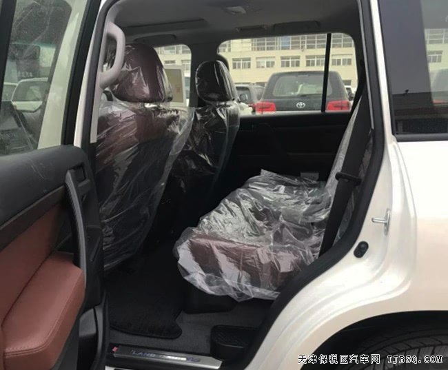 19款豐田酷路澤4600中東版 包圍/20輪/電尾門(mén)現(xiàn)車(chē)96.9萬(wàn)