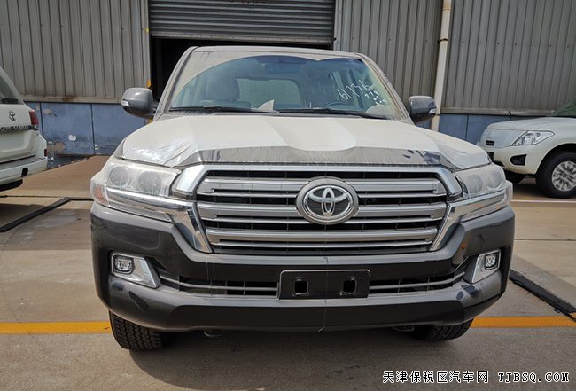 2019款豐田酷路澤4000中東版 18輪/遙啟/天窗現(xiàn)車65.2萬