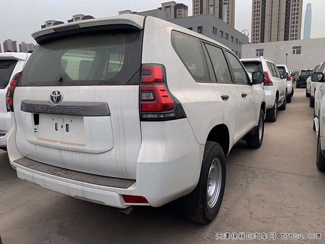 天津港平行進(jìn)口車22款2.8T柴油版現(xiàn)車75萬優(yōu)惠盡享