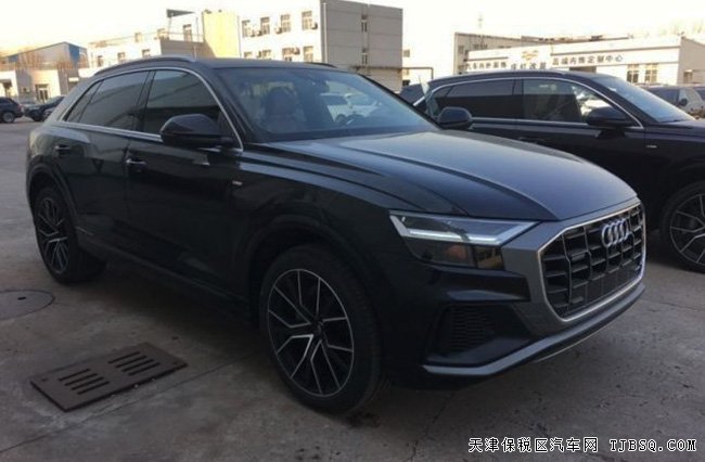 2019款?yuàn)W迪Q8加規(guī)版 S-line包/22輪/環(huán)影現(xiàn)車73萬優(yōu)購