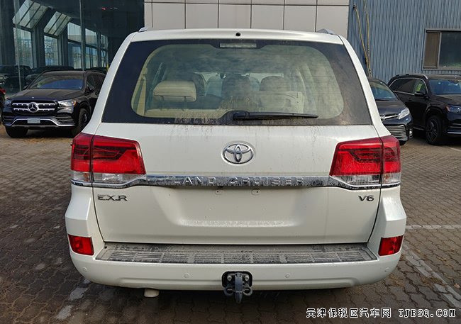 2019款豐田酷路澤4000中東版 氣泵/遙啟/天窗現(xiàn)車63.8萬
