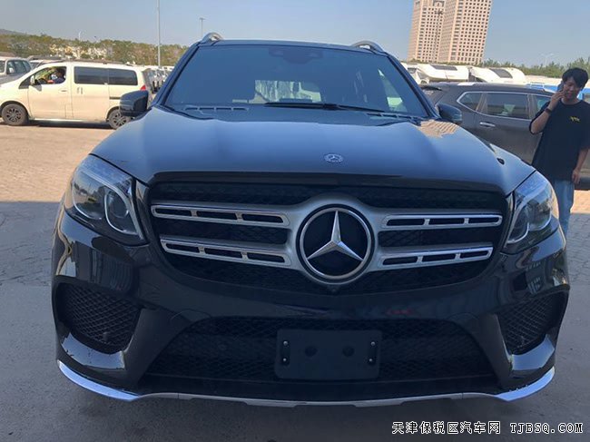 2019款奔馳GLS450AMG加規(guī)版 3.0T現(xiàn)車震撼呈現(xiàn)