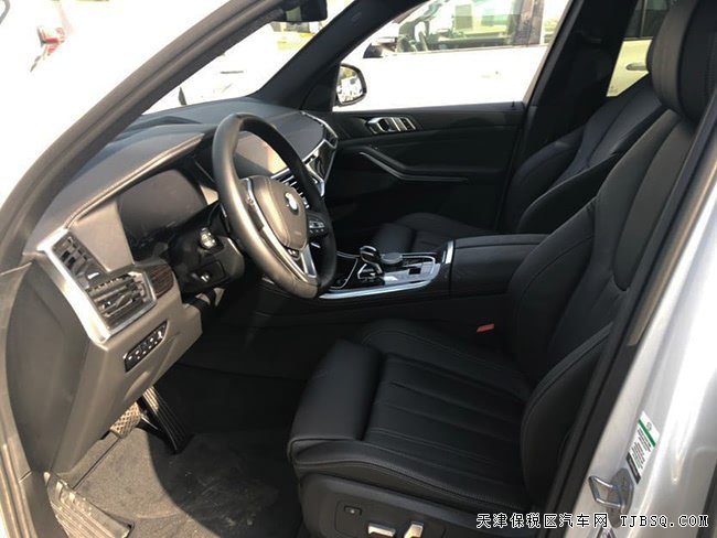 平行進(jìn)口車(chē)19款寶馬X5加規(guī)版 3.0T現(xiàn)車(chē)樂(lè)享折扣