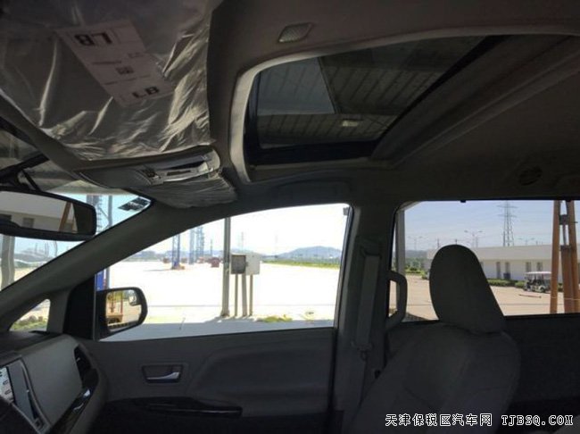 2020款豐田塞納3.5L兩驅(qū)XLE版 18輪/天窗/腿拖現(xiàn)車42萬