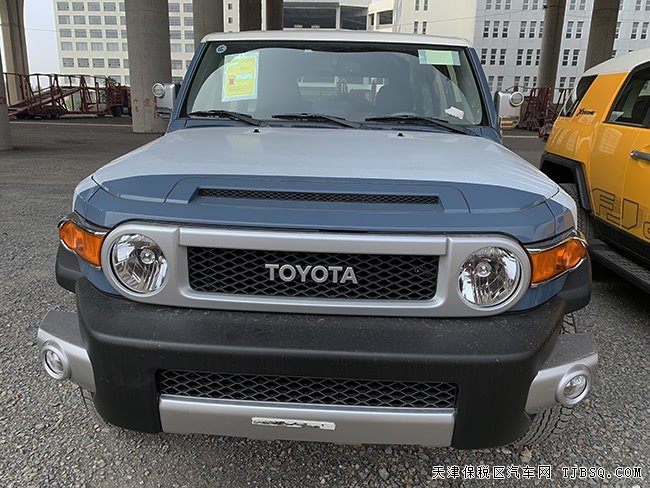 2020款豐田FJ酷路澤4.0L中東版 8氣囊/JBL/17輪現(xiàn)車46萬