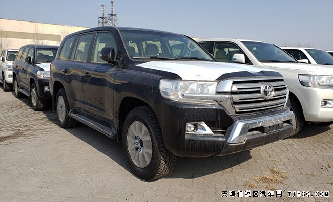 2019款豐田酷路澤4600中東版 8氣囊/天窗/18輪現(xiàn)車86萬(wàn)