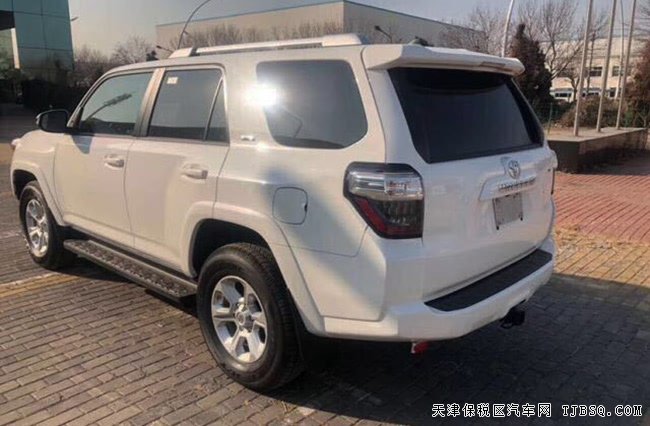 2019款豐田霸道4.0L SR5加規(guī)版 17輪/天窗/7座現(xiàn)車46萬(wàn)