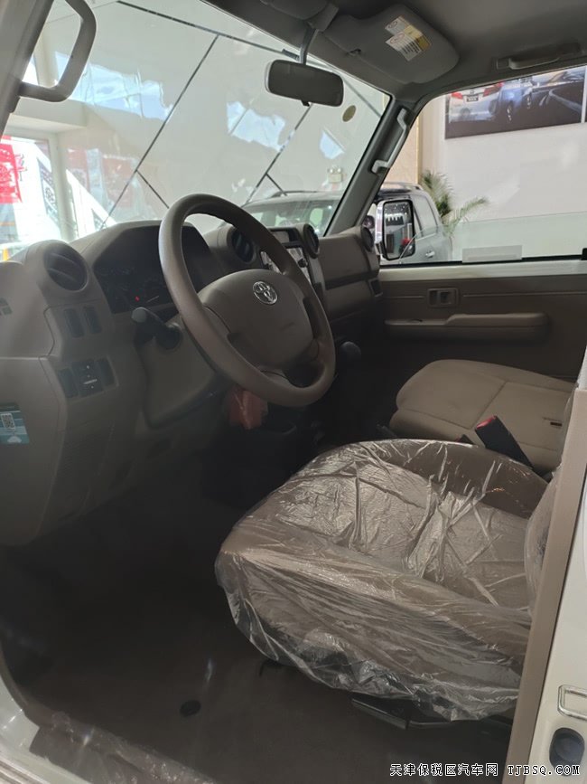 2020款豐田酷路澤LC76中東版 分動器/大油箱現(xiàn)車58.5萬