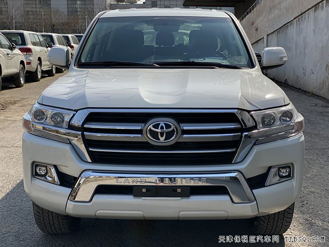 20款豐田酷路澤5700中東版 18輪/天窗/前小杠現(xiàn)車96.5萬(wàn)