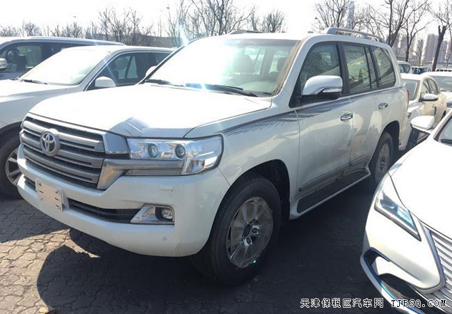 2019款豐田酷路澤4600中東版 遙啟/18輪/8氣囊現(xiàn)車86萬(wàn)