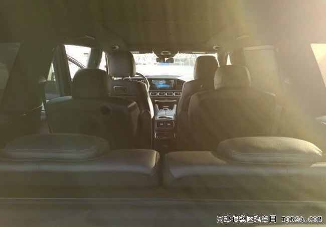 2020款奔馳GLS450美規(guī)版 DA1包/6座/20輪/全景現(xiàn)車(chē)95萬(wàn)