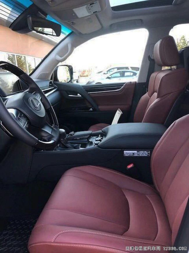 2020款雷克薩斯LX570加規(guī)版 天津港現(xiàn)車絢麗來襲